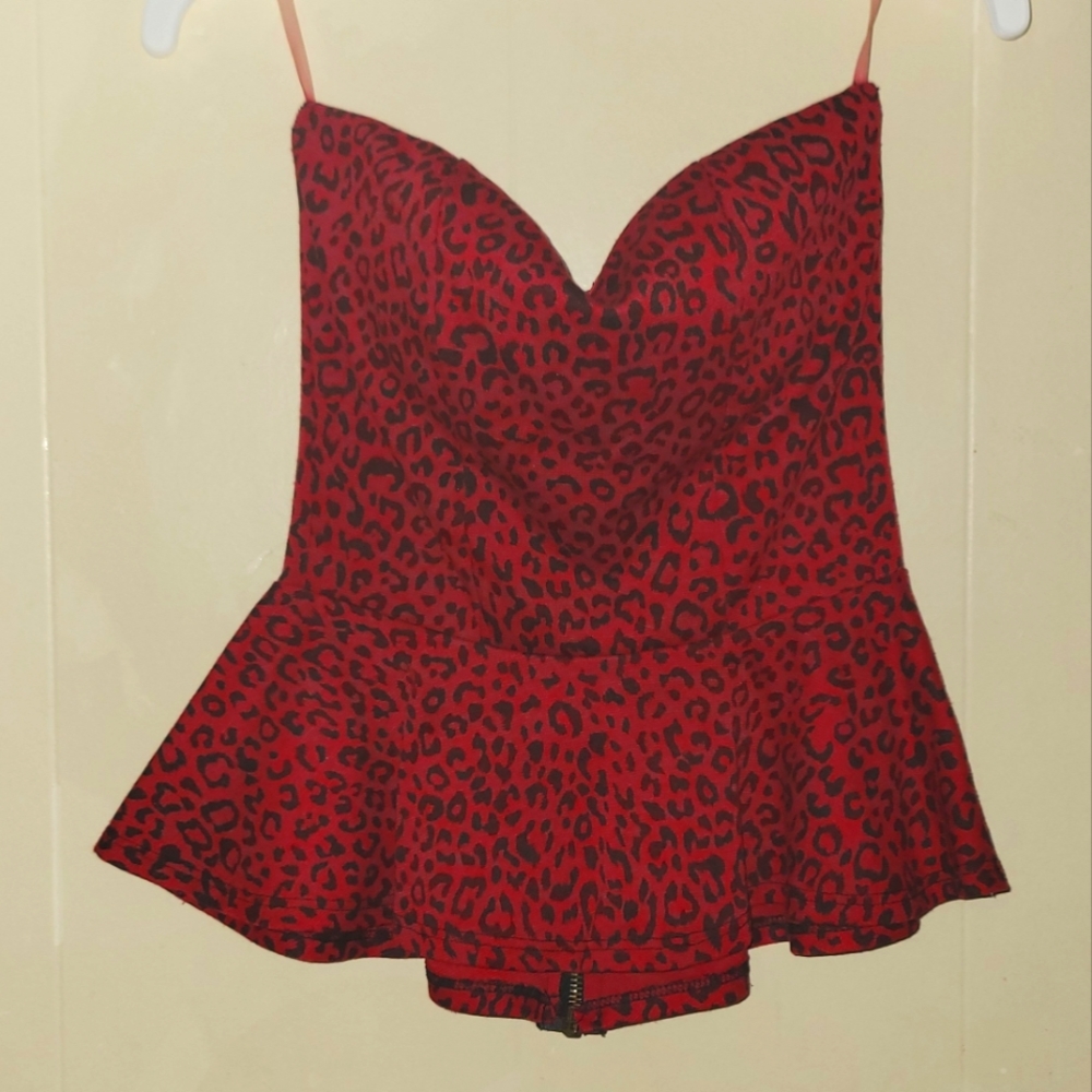 Small red leopard tube top